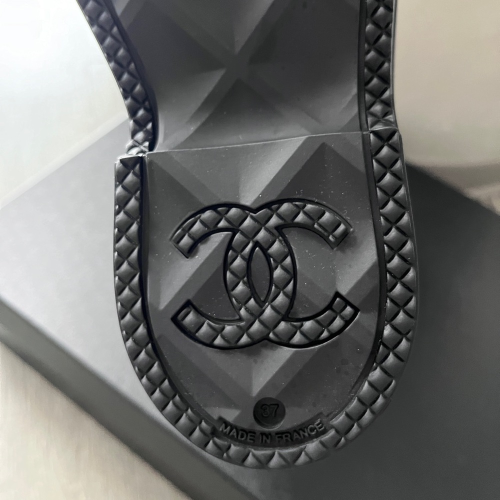 Chanel Black Rain Boots - Picture 6 of 15